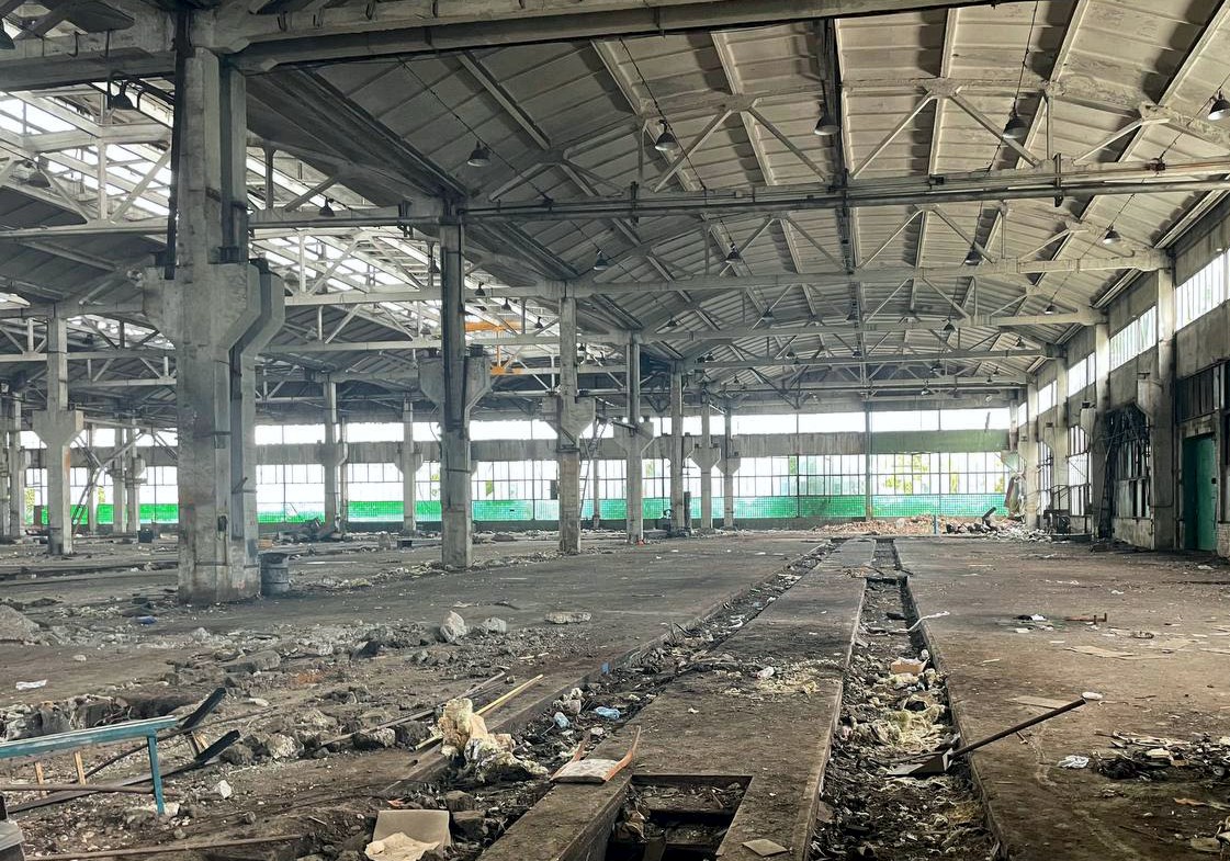 Industrial property complex of 27 hectares and 115,000 sq.m. in Uman