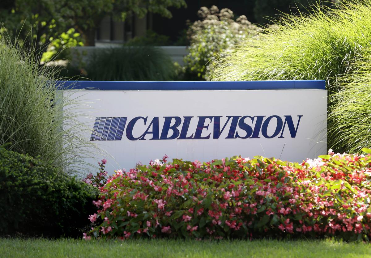 Consortium Plans to Buy 30 Stake in Cablevision for 1 Billion