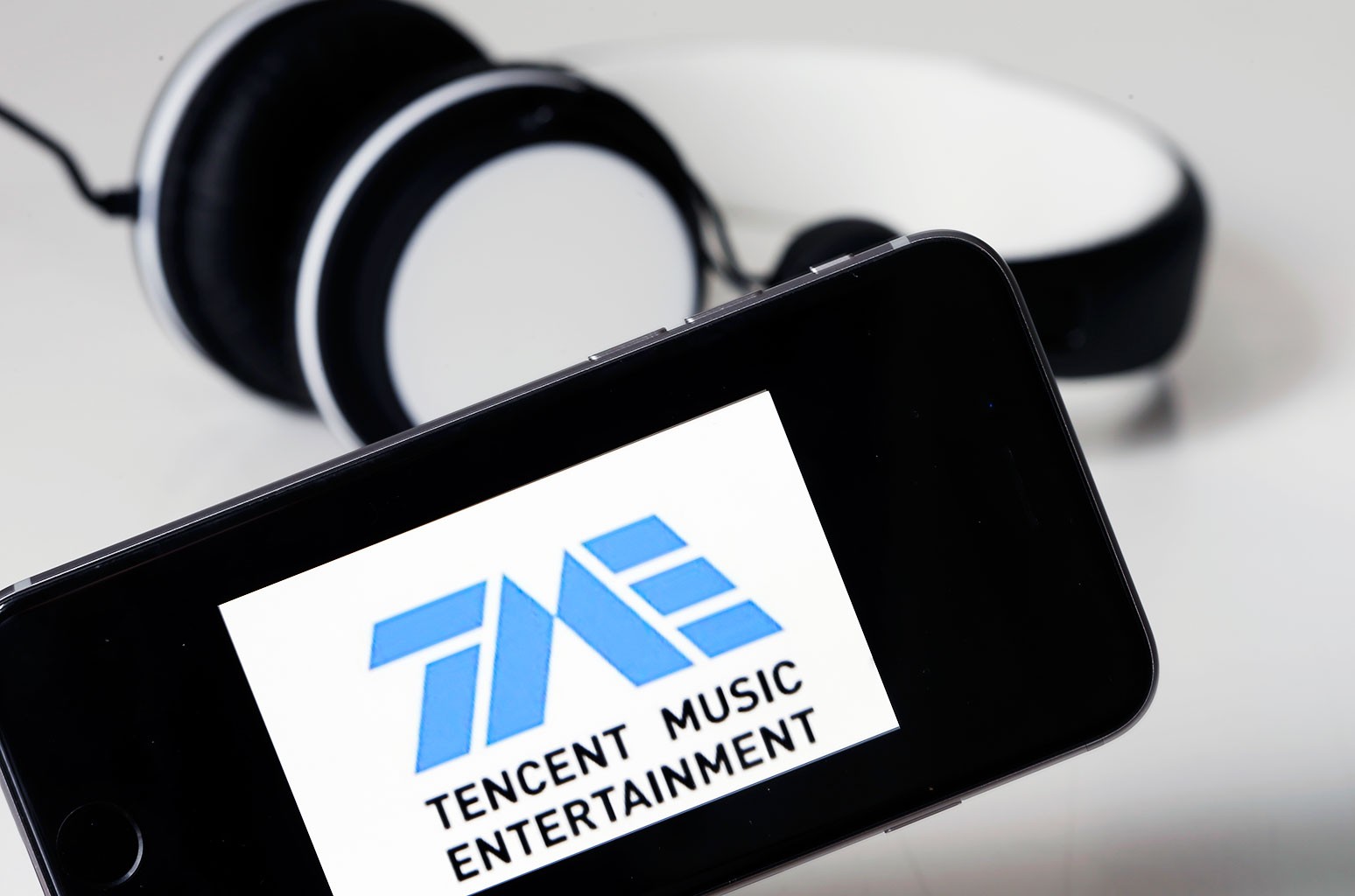 tencent-music-entertainment-phone-2019-billboard-1548-compressed